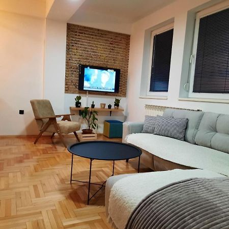 Petar'S Apartment Skopje Ngoại thất bức ảnh
