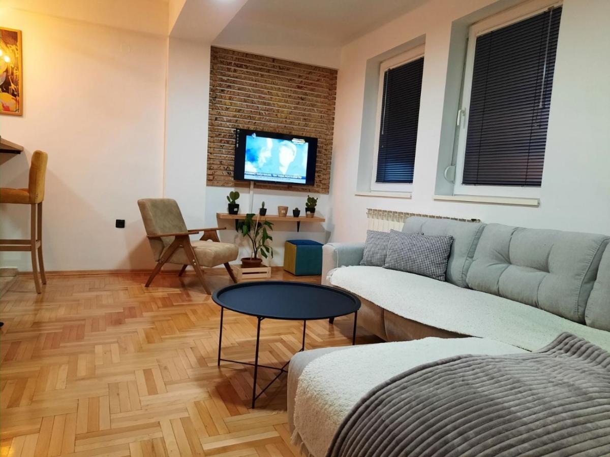 Petar'S Apartment Skopje Ngoại thất bức ảnh